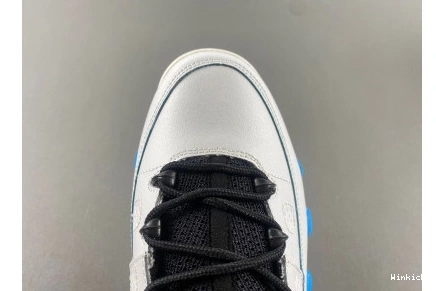 9 Jordan Powder FQ8992-101  Retro 0827